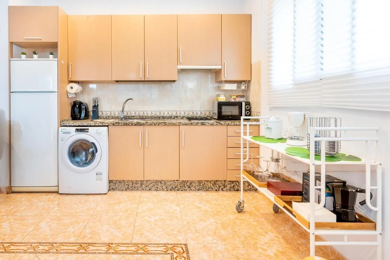 Wintowinrentals Great Apartment, Amazing Location In Parque Mediterraneo Màlaga